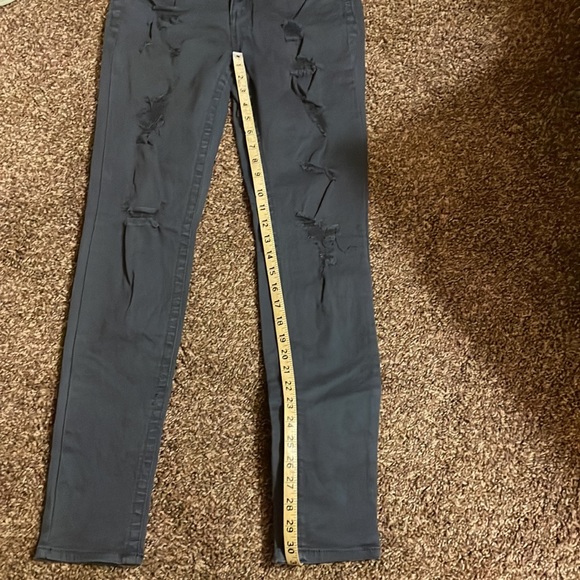 ALMOST FAMOUS Jeans - Picture 8 of 8